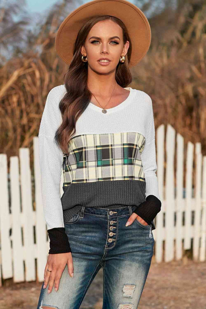 Plaid Color Bock V-Neck Knit Top | 1mrk.com