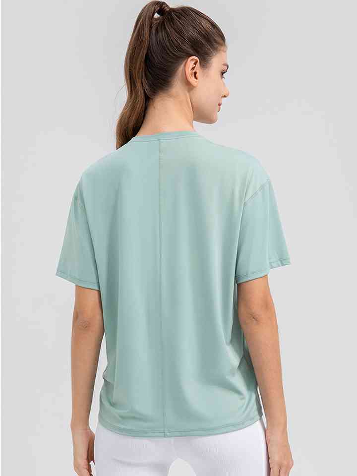 Round Neck Short Sleeve Active Top | 1mrk.com