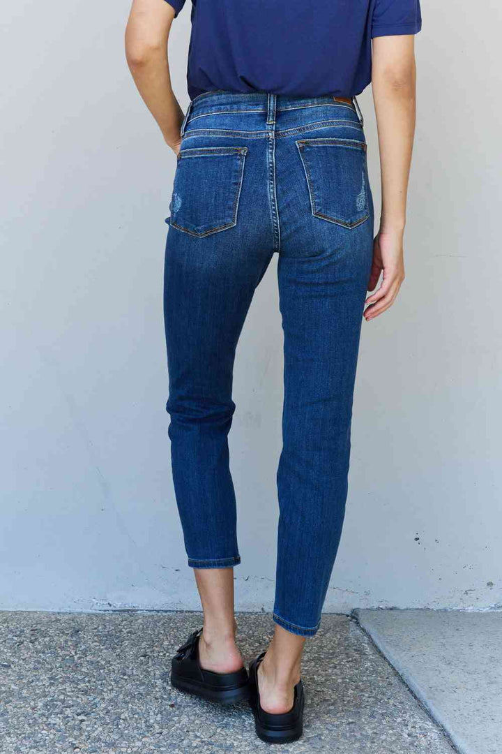 Judy Blue Aila Short Full Size Mid Rise Cropped Relax Fit Jeans | 1mrk.com