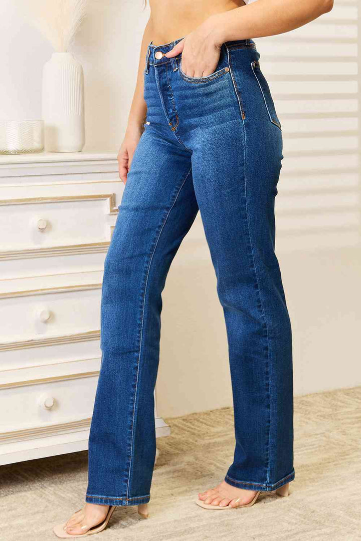 Judy Blue Full Size Straight Leg Jeans with Pockets | 1mrk.com