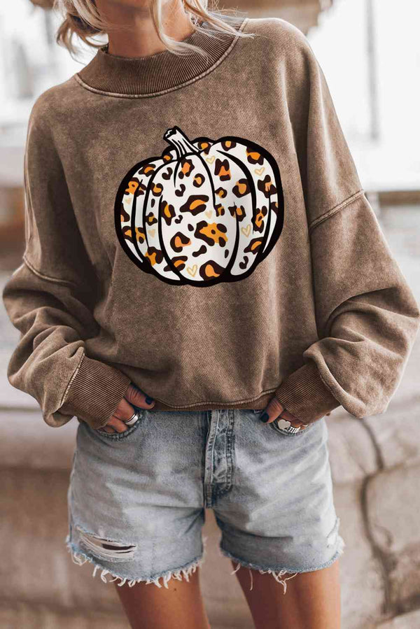 Round Neck Dropped Shoulder Pumpkin Graphic Sweatshirt |1mrk.com