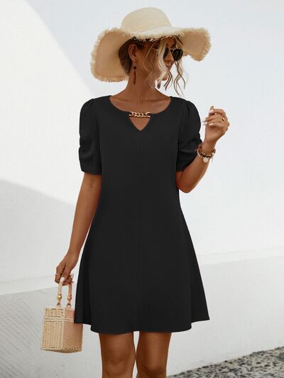 Chain Notched Short Sleeve Dress |1mrk.com