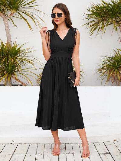 Pleated V-Neck Sleeveless Midi Dress |1mrk.com