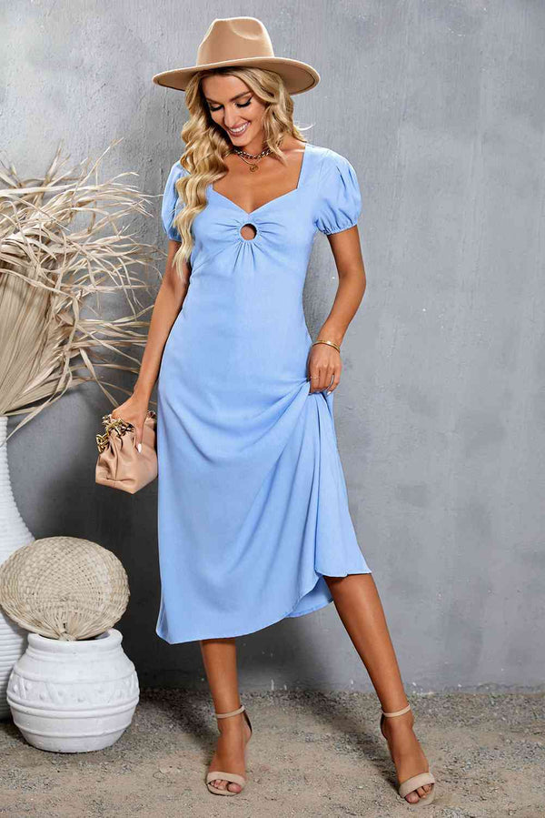 Short Puff Sleeve Sweetheart Neck Midi Dress |1mrk.com