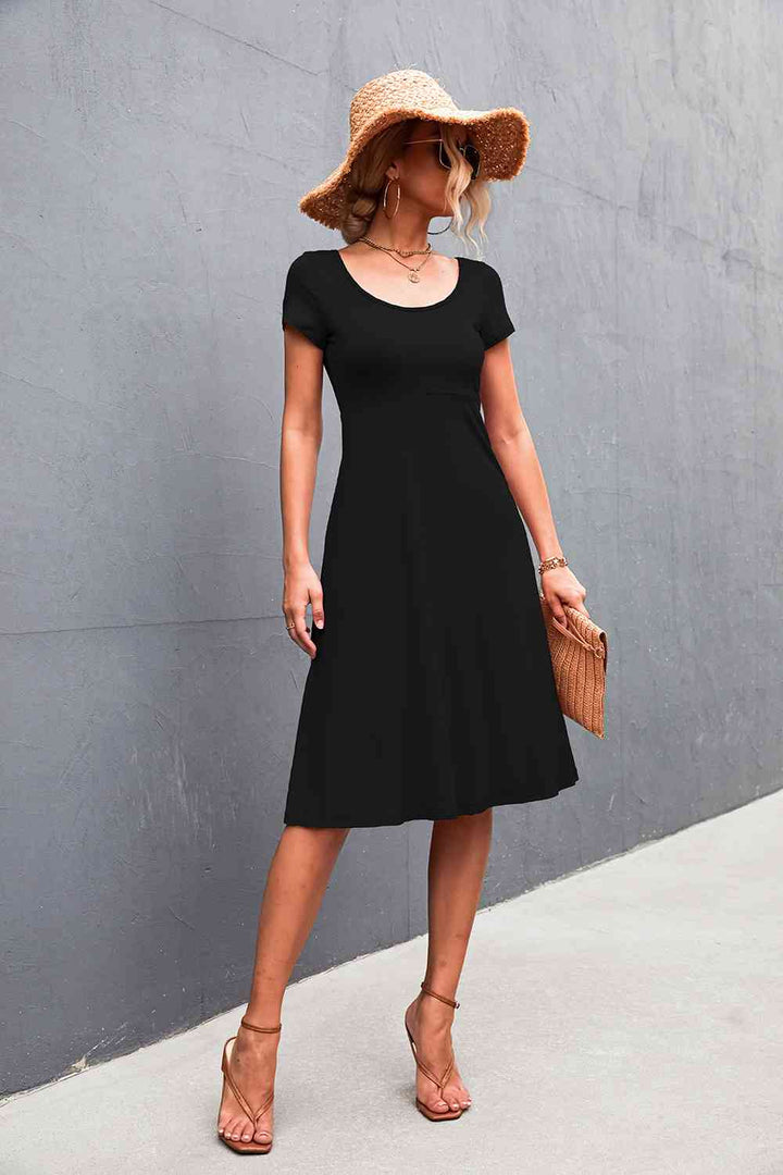 Scoop Neck Short Sleeve Dress |1mrk.com