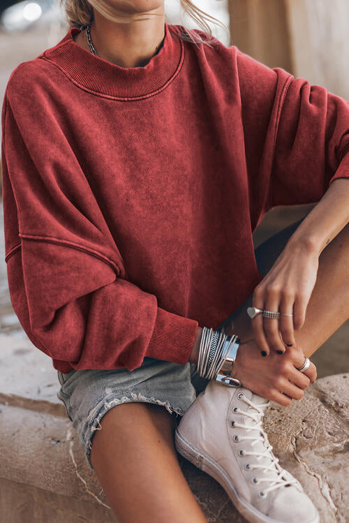 Round Neck Dropped Shoulder Sweatshirt |1mrk.com