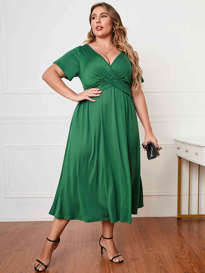 Plus Size Short Sleeve Surplice Neck Midi Dress |1mrk.com