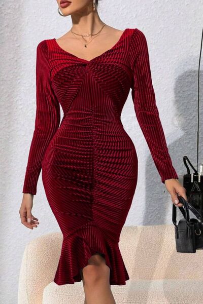 Ruched Twisted Long Sleeve Peplum Dress |1mrk.com