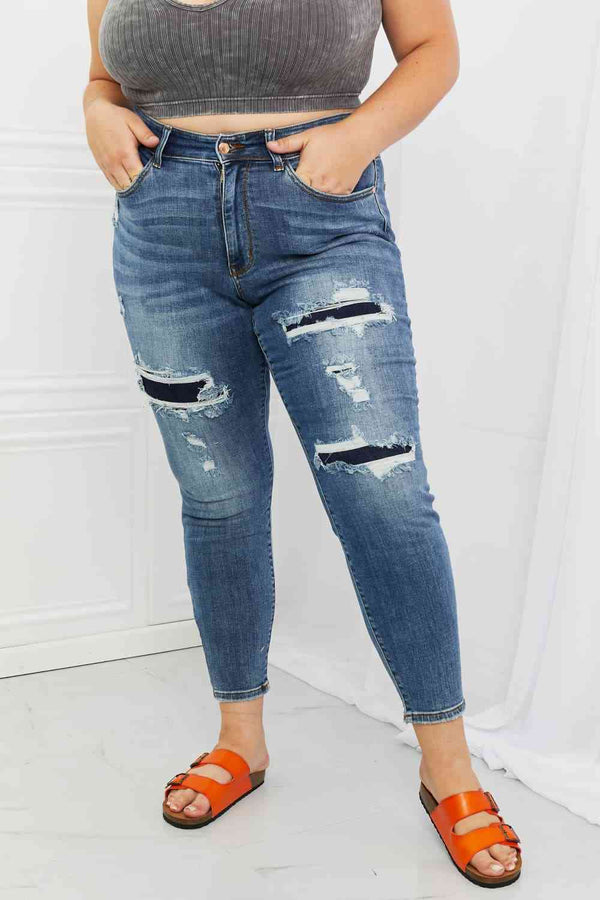 Judy Blue Dahlia Full Size Distressed Patch Jeans | 1mrk.com