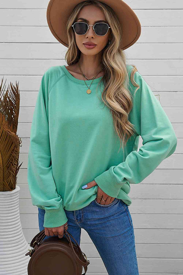 Round Neck Raglan Sleeve Exposed Seam Sweatshirt |1mrk.com