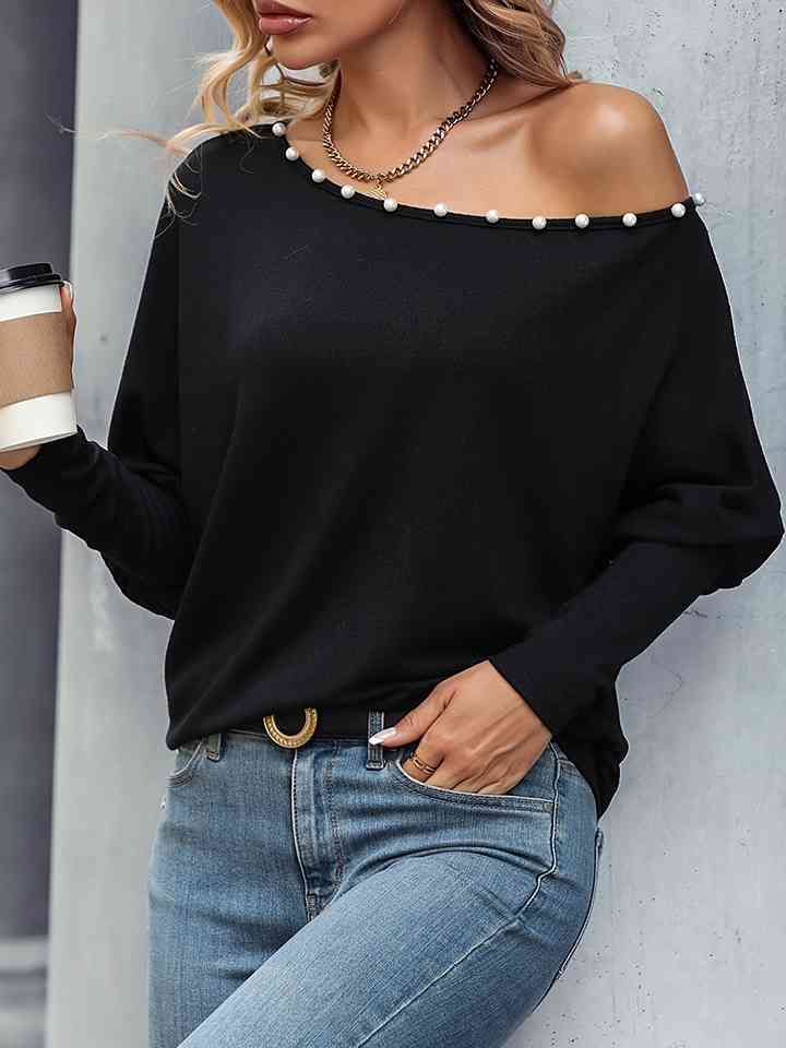 Pearl Trim Lantern Sleeve Top | 1mrk.com